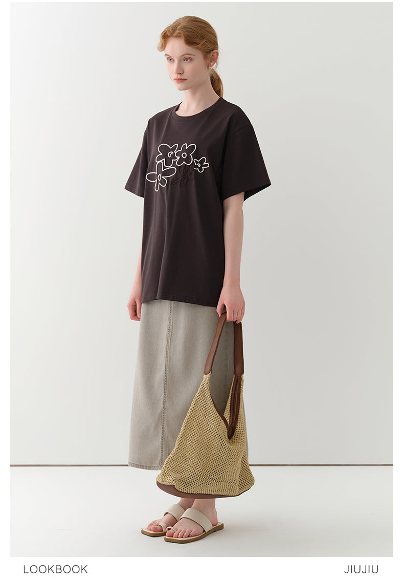 Flower-Motif Embroidered T-Shirt