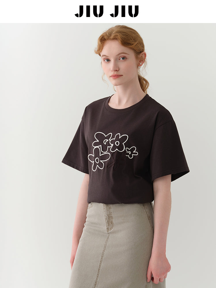 Flower-Motif Embroidered T-Shirt