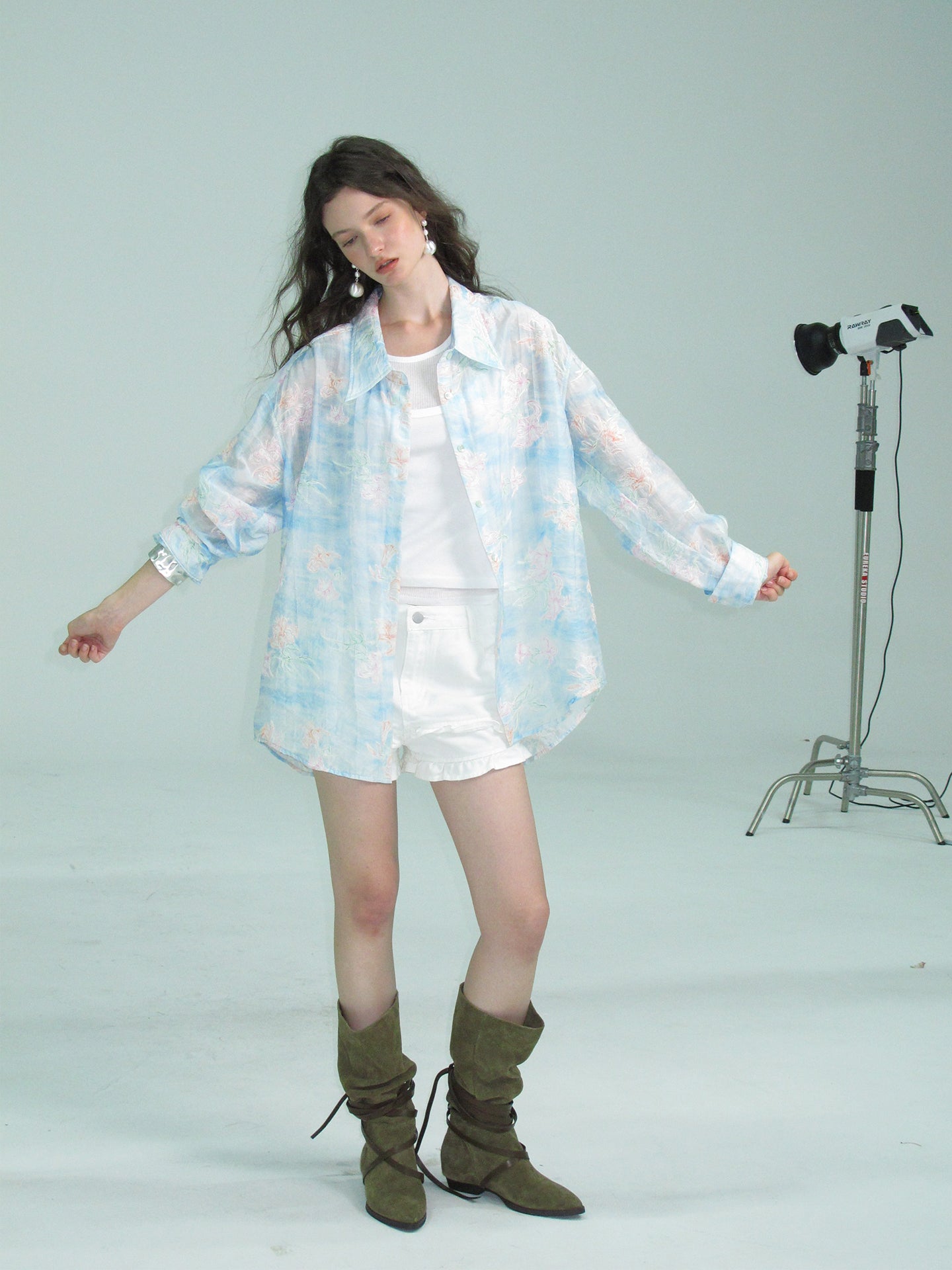 Floral Embroidery Shirt With Back Slit Detail