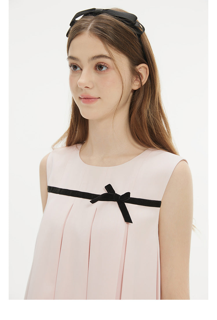 Sleeveless Pleated A-Line Dress With Ribbon Bow