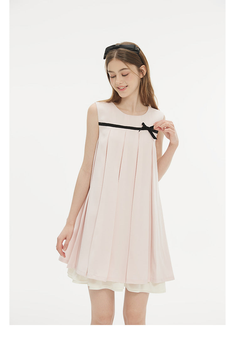 Sleeveless Pleated A-Line Dress With Ribbon Bow
