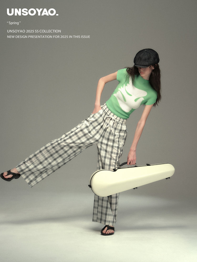 Pleated Fitted Mock Neck T-Shirt With Bird Motif