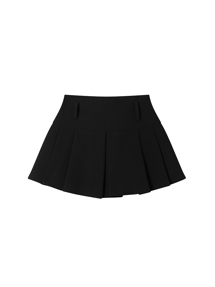 Pleated Skirt-Style Shorts