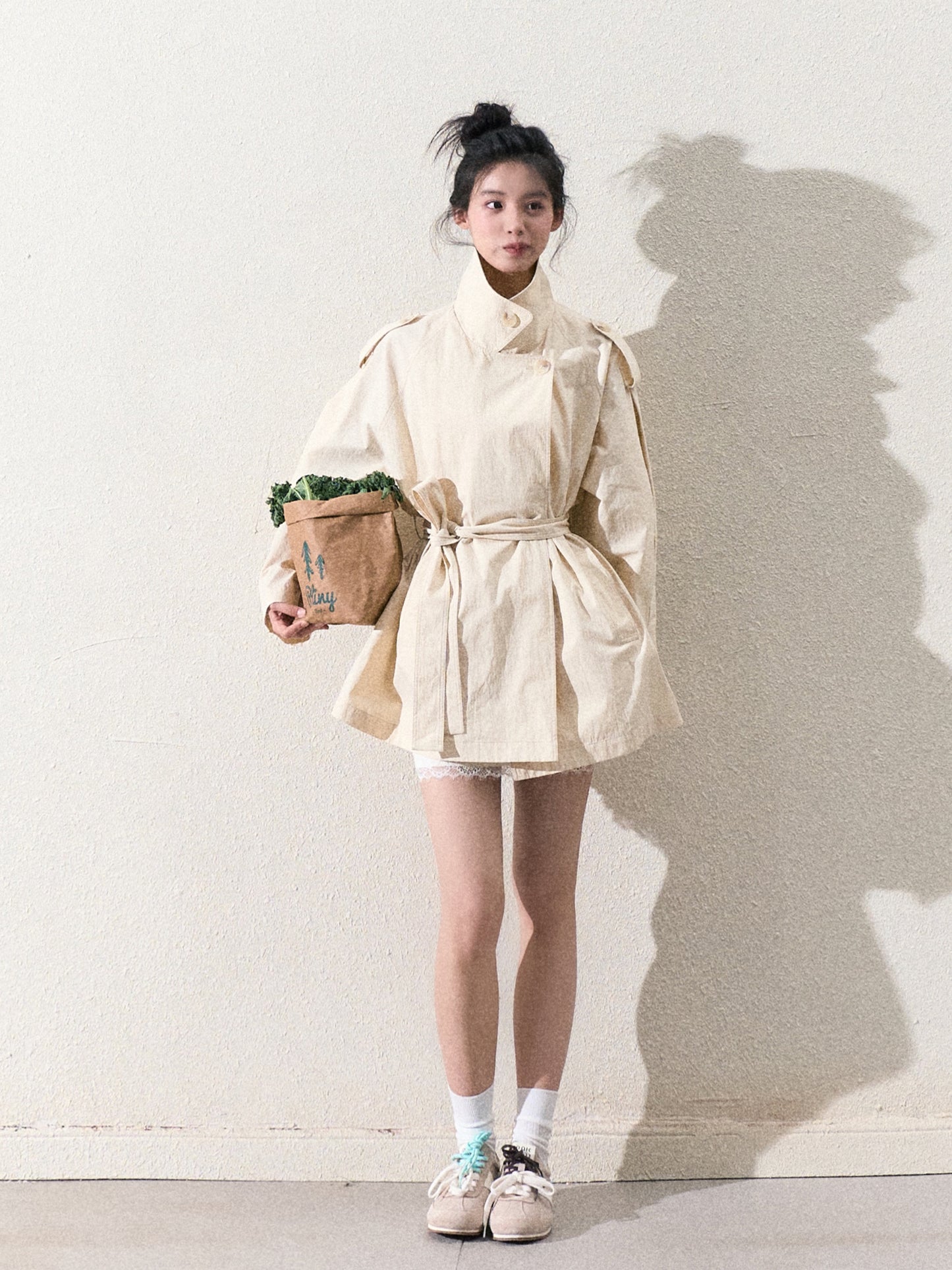 Short Trench-Style Spring Windbreaker