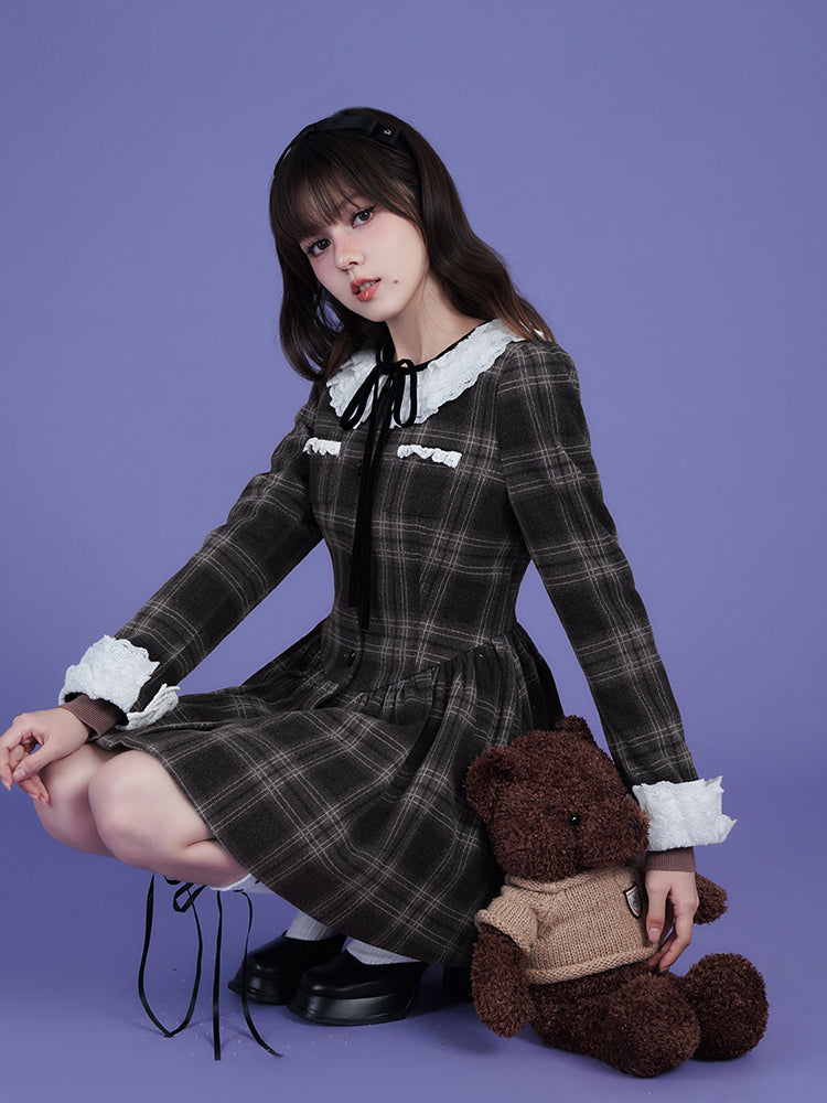 Versatile Plaid Lace Collar Dress With Heart Buttons