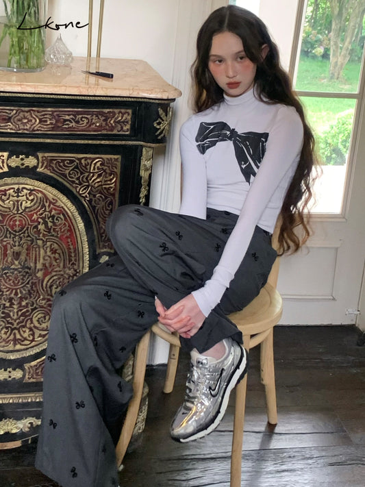 Bow Print Fitted Roll Neck Tee