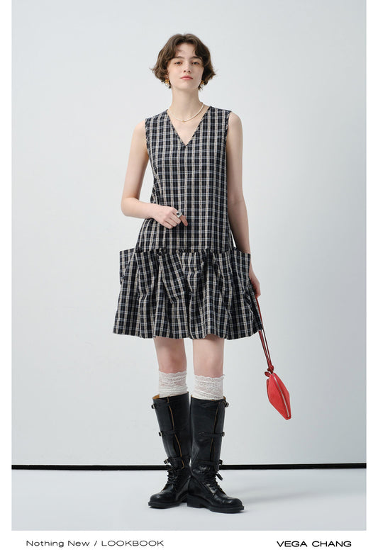 Sleeveless Plaid Ruffled Dress With Voluminous Silhouette