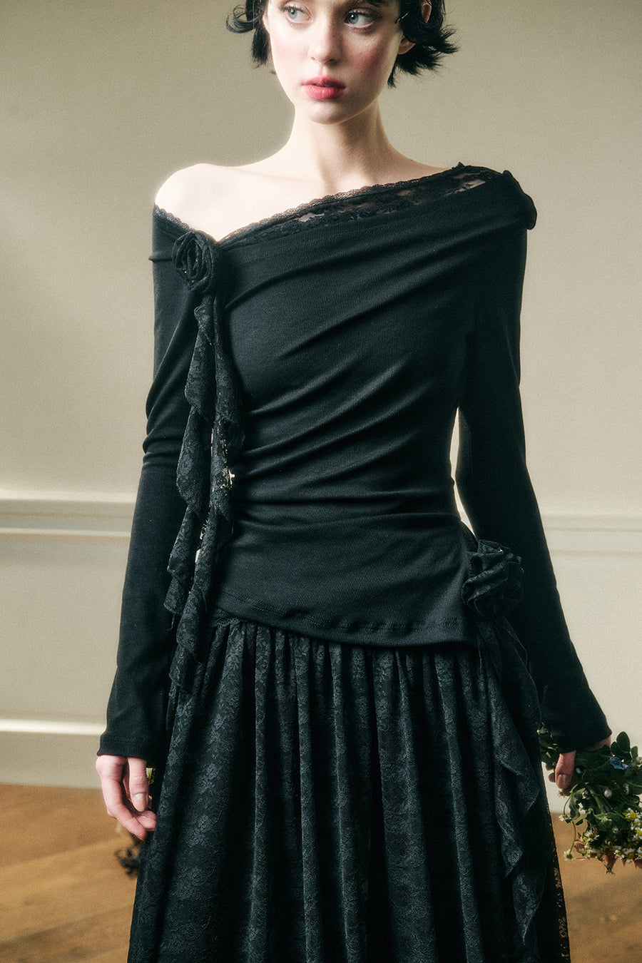 Asymmetric One-Shoulder Fitted Top And Lace Skirt