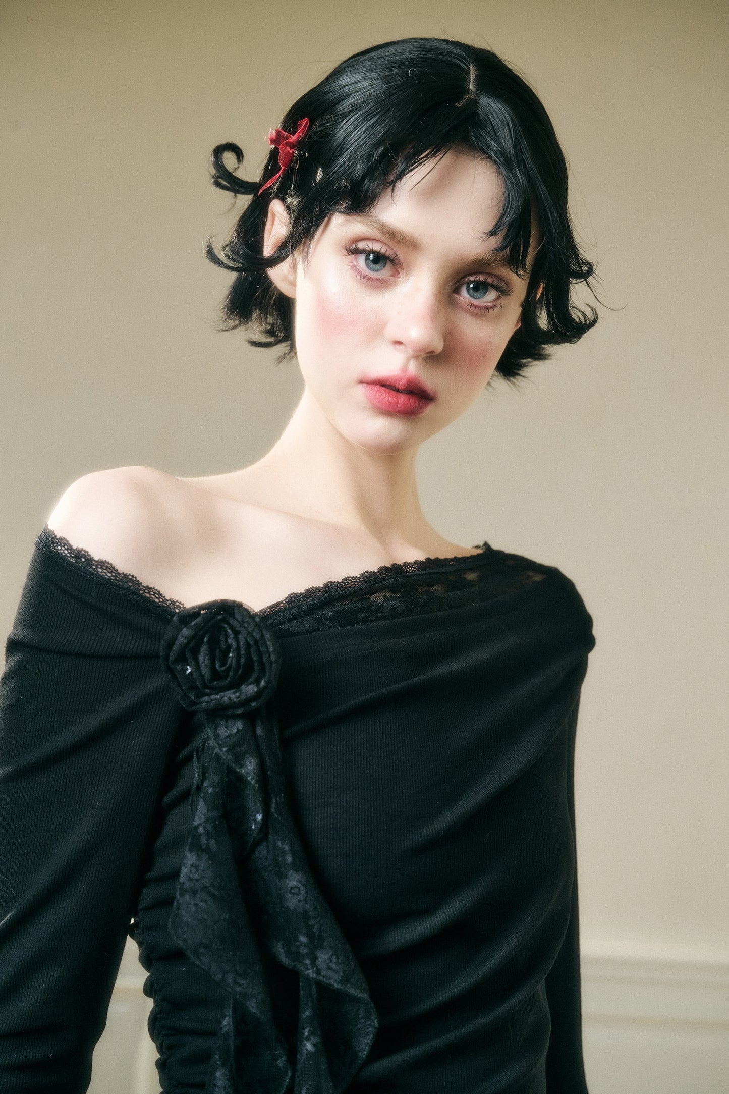 Asymmetric One-Shoulder Fitted Top And Lace Skirt
