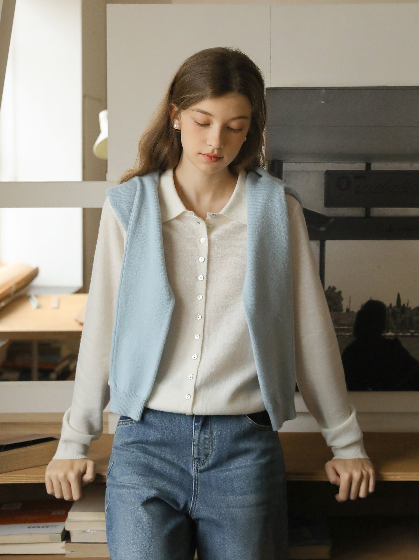 Buttoned Wool Knit Top With Flat Collar