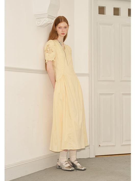 Floral Embroidery V-Neck Dress With Gathered Pockets