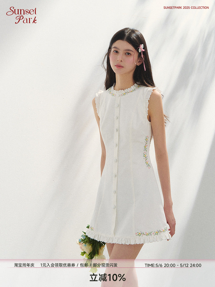 Sleeveless Floral A-Line Dress With Ruffles