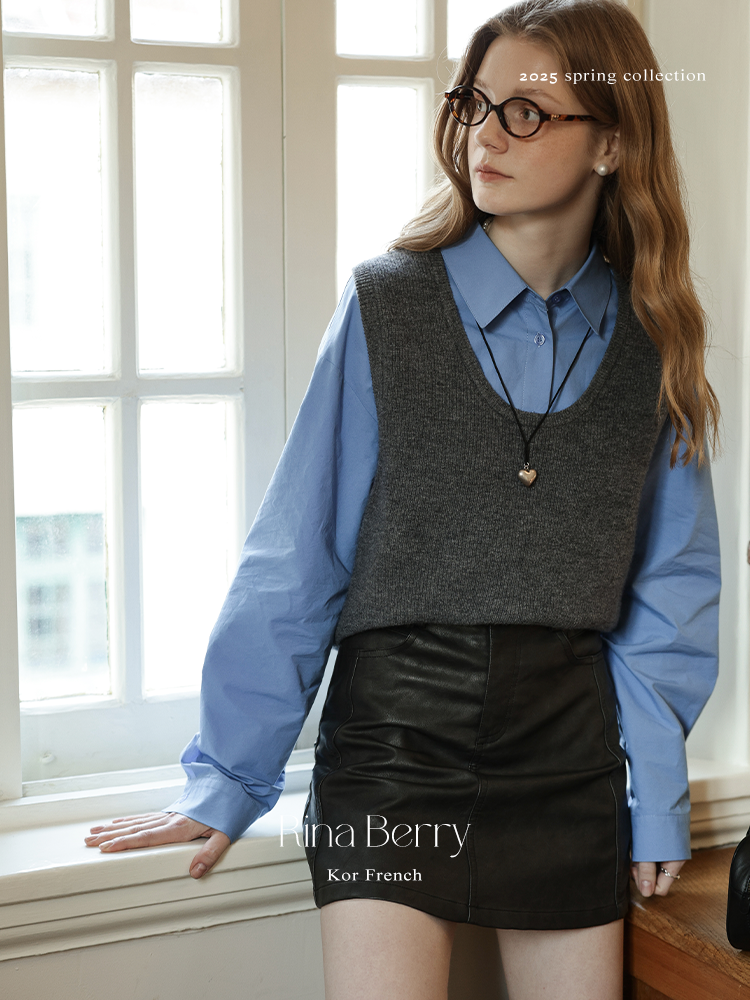 Rose-Embroidered Classic Button-Up Shirt