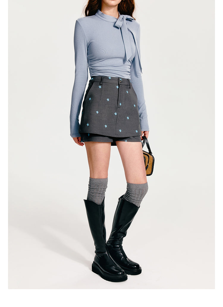 Embroidered Hip-Hugging Skort