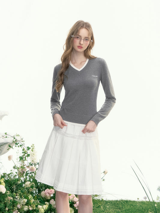 Contrast Detail V-Neck Cotton Blend Knit Sweater