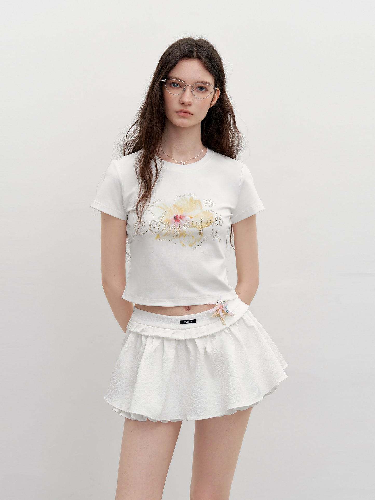 Cropped Ribbed T-Shirt With Rhinestone Flower Print