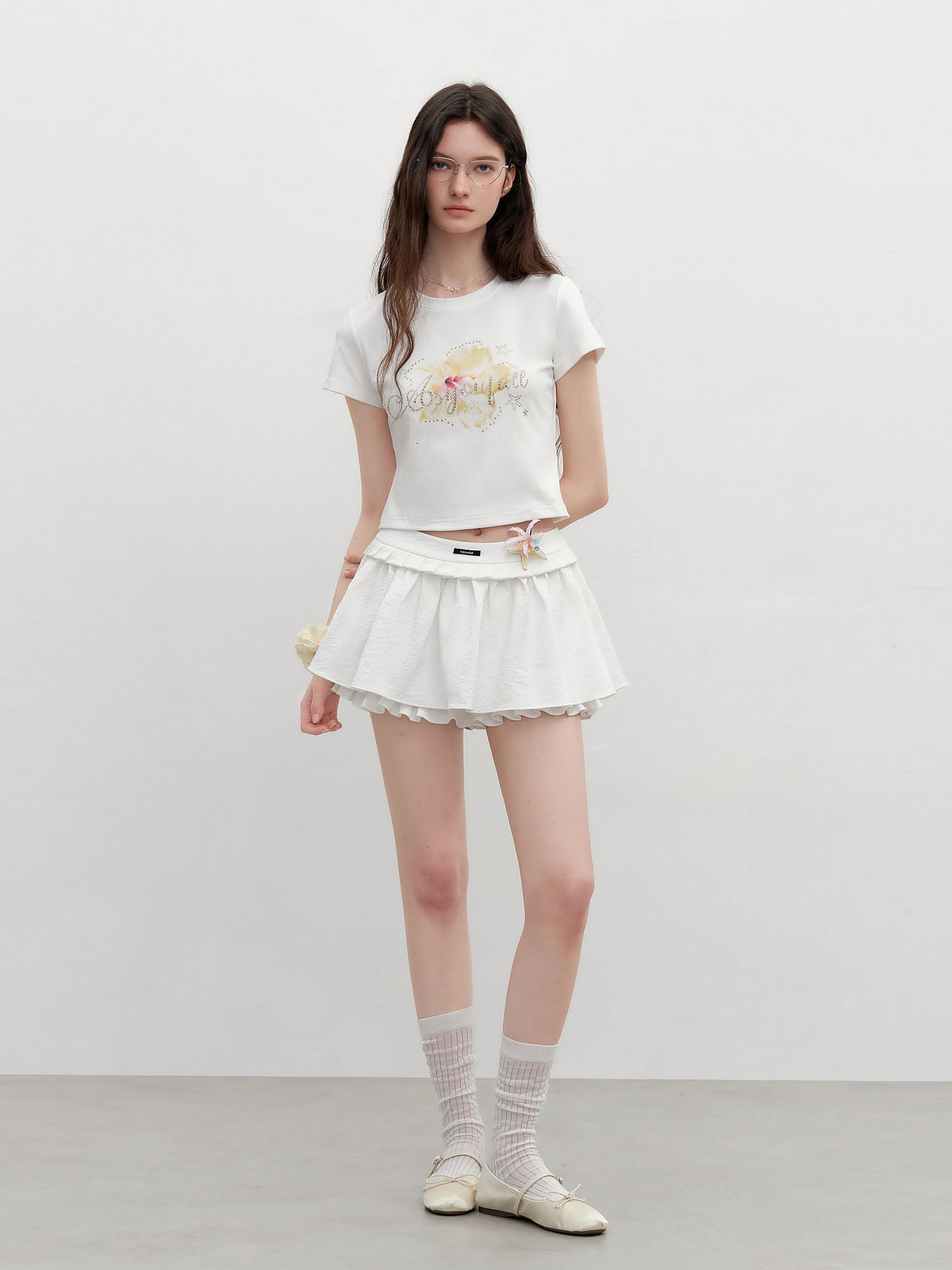 Cropped Ribbed T-Shirt With Rhinestone Flower Print