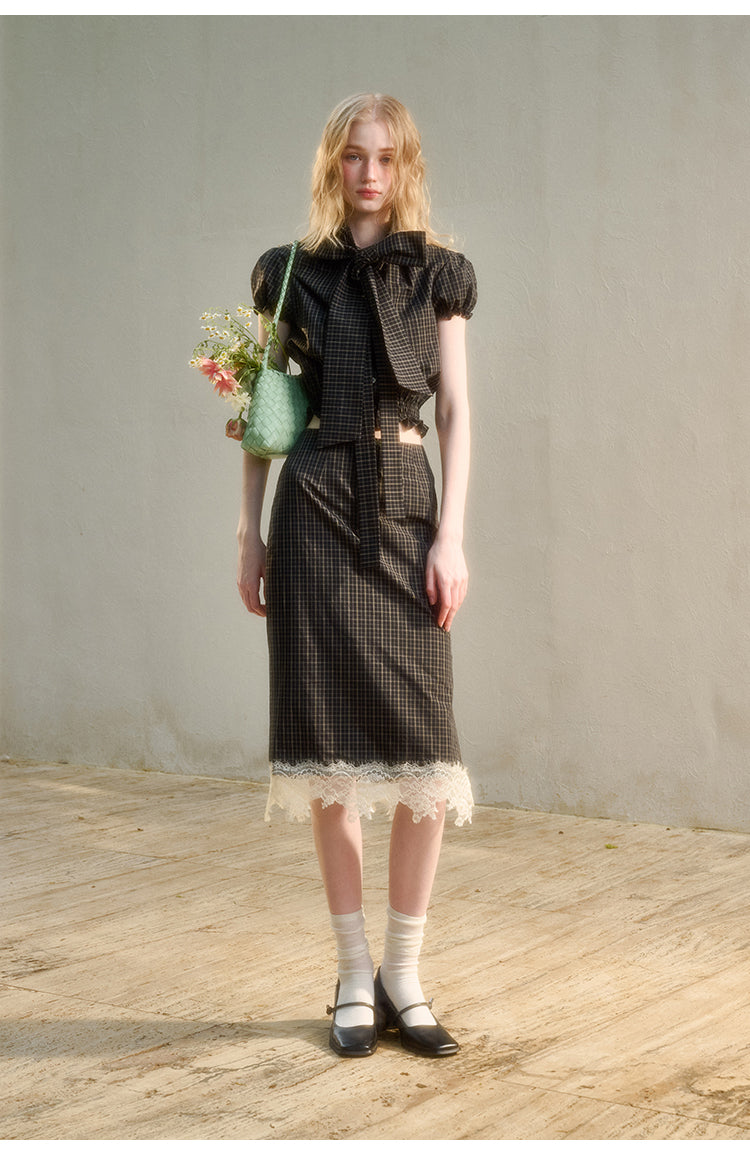 Plaid Puffy Top With Large Tie & Lace-Trimmed Slit Skirt
