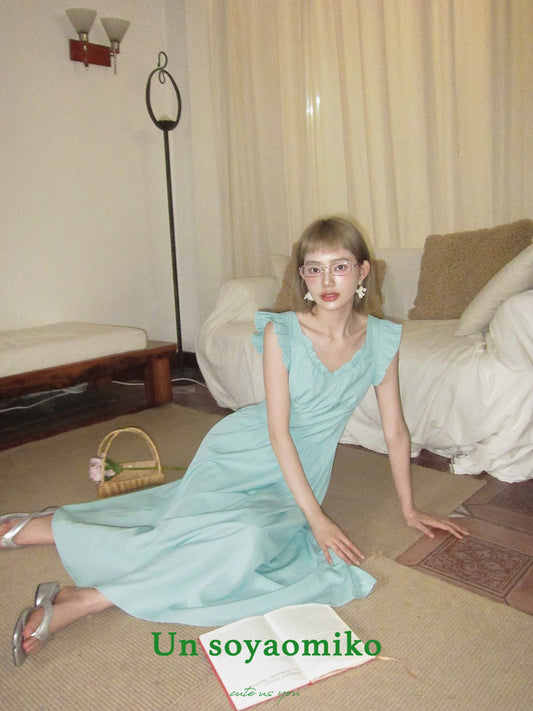 Flutter Sleeve Ribbon-Back Dress