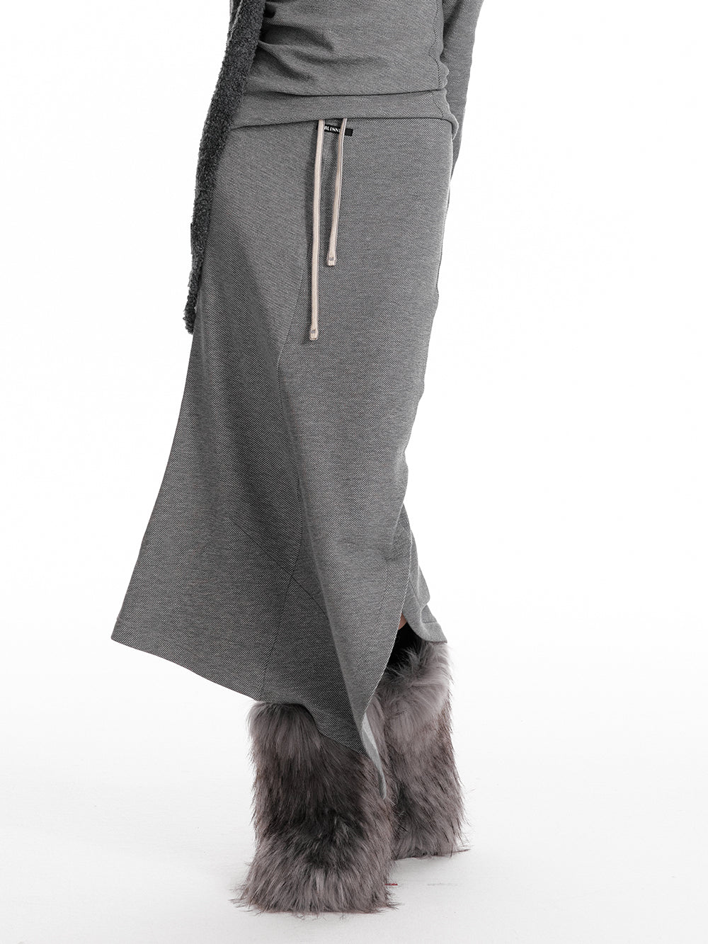 Slim Fit Hooded Half-Button Top / Slit Skirt
