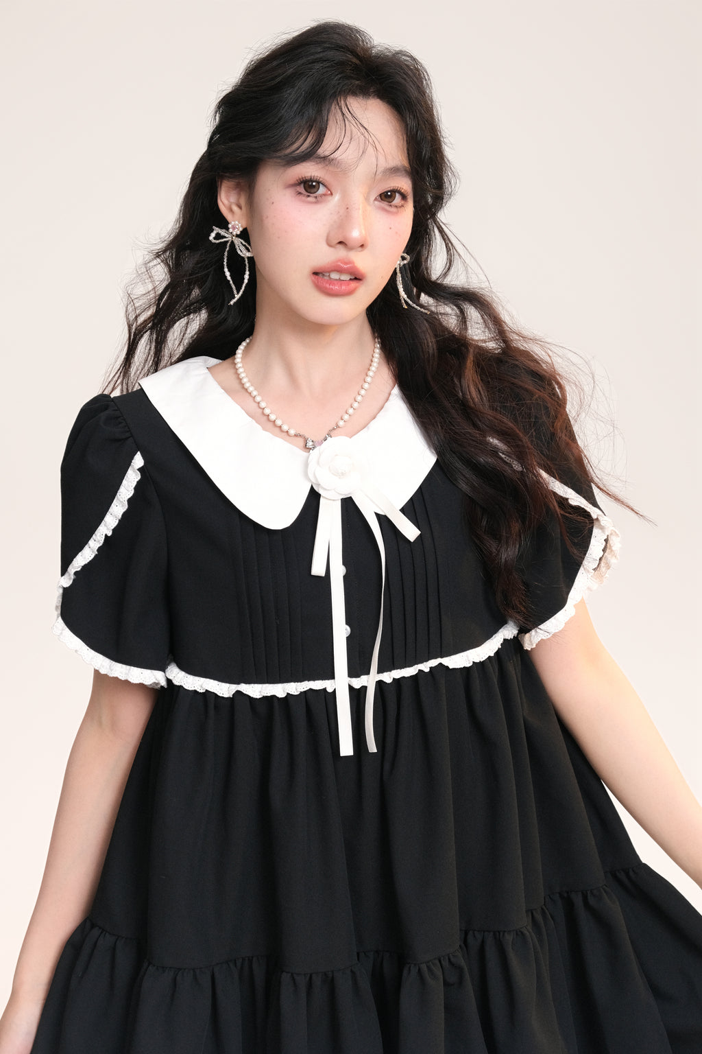 Doll Collar Dresses With Matching Rose Brooch