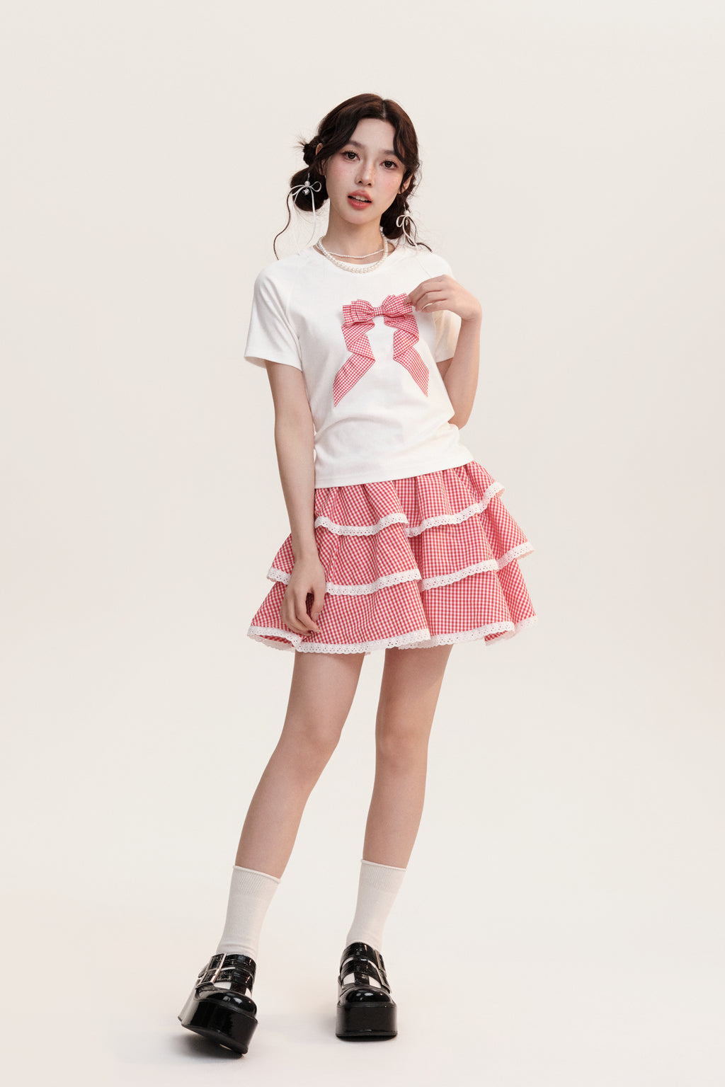 Checkered Three Dimensional Bow Round Neck T-Shirt