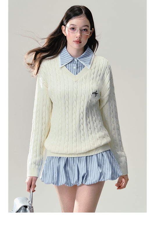 Soft Embroidery V-Neck Cable Knit Sweater