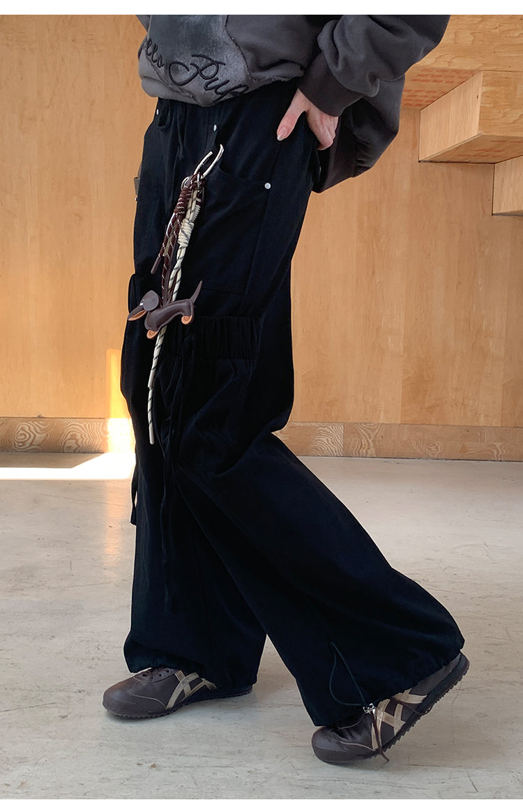 Drawstring Hem Cargo Pants With Oversized Pockets