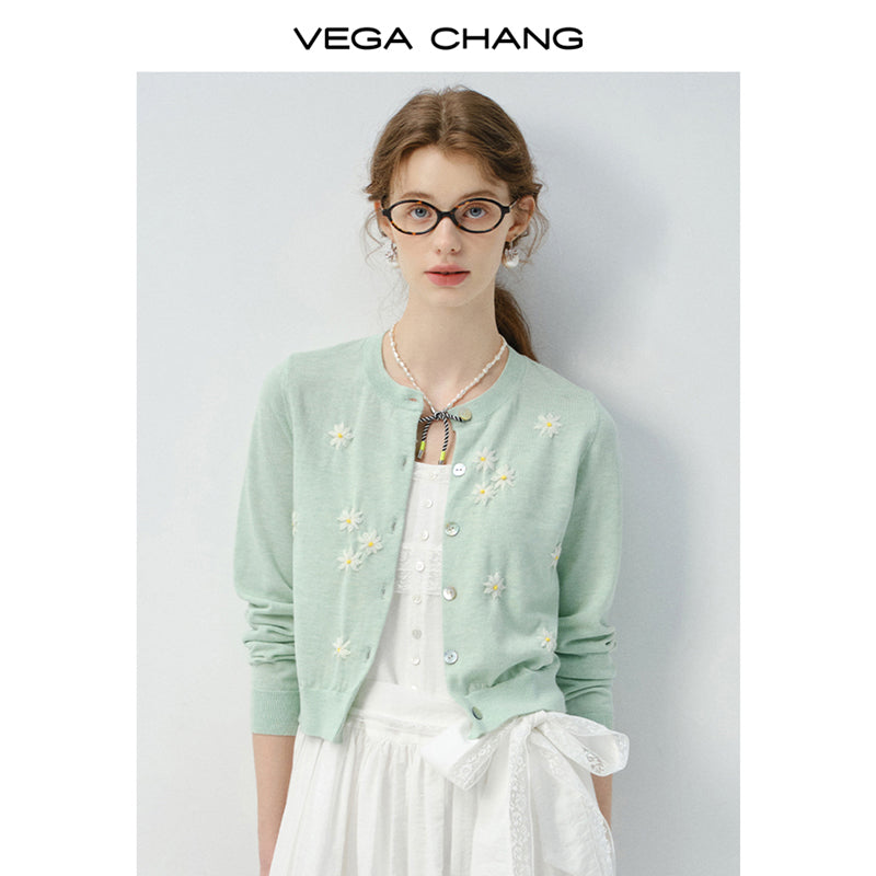 Daisy Embroidery Short Light Cardigan