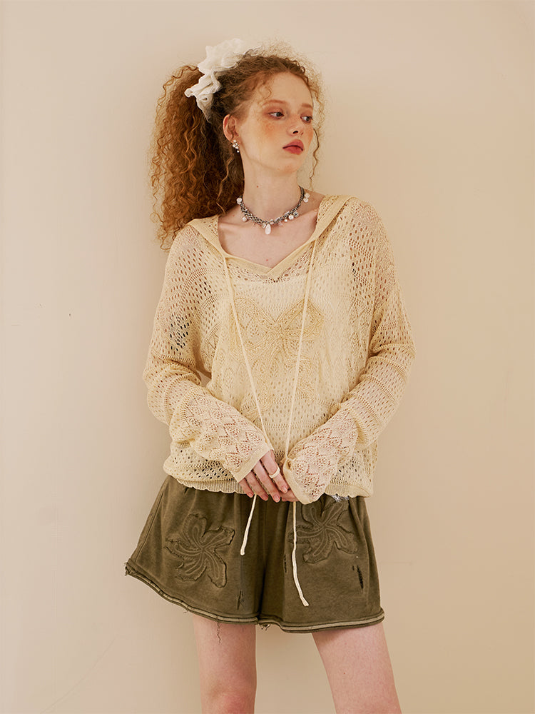 Frayed Hem Shorts With Floral Patches