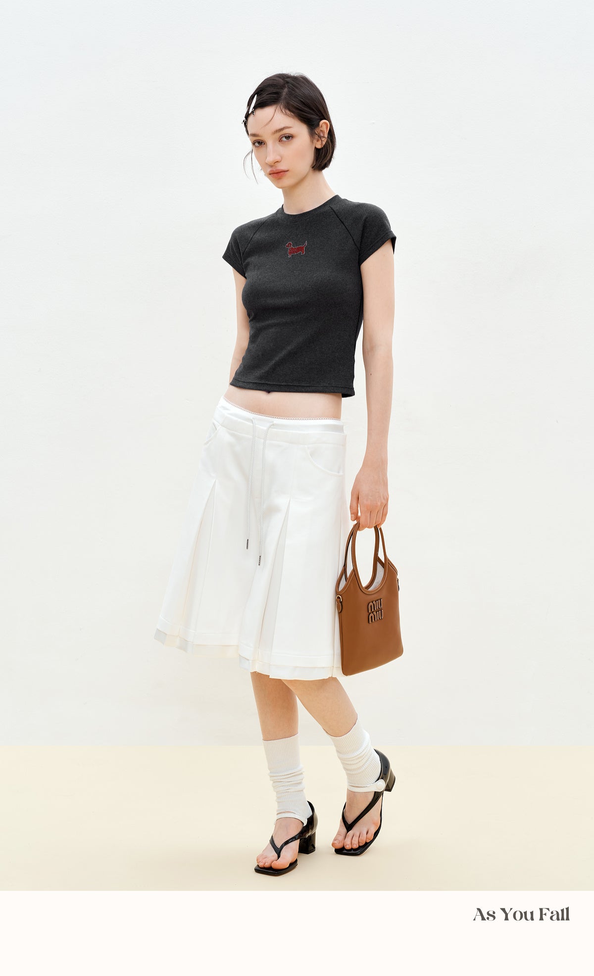 Raglan Cropped T-Shirt With Rhinestone Dog Detail