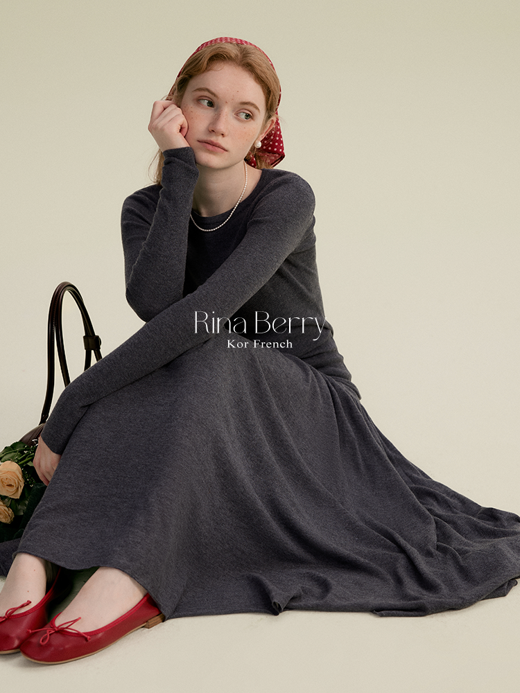 Soft Slim Fit Knit Top & Fluid Matching Maxi Skirt