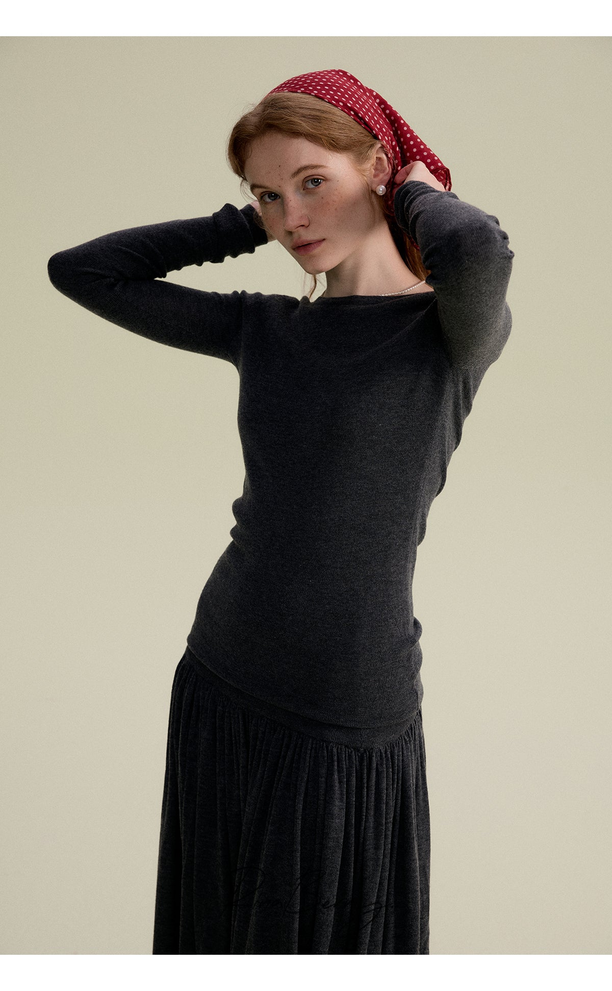 Soft Slim Fit Knit Top & Fluid Matching Maxi Skirt