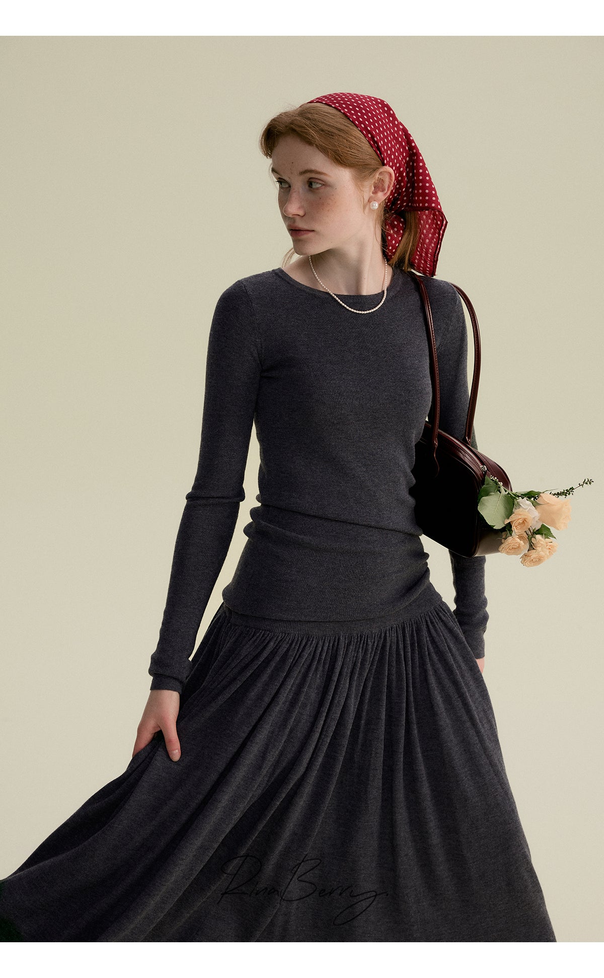 Soft Slim Fit Knit Top & Fluid Matching Maxi Skirt