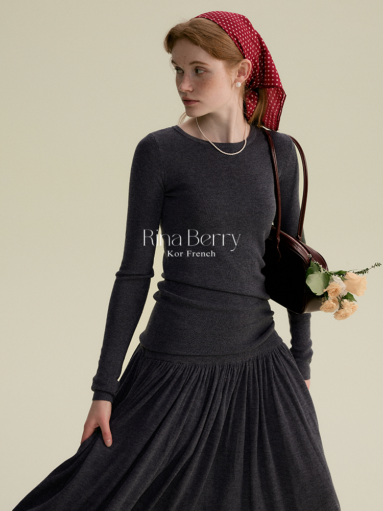 Soft Slim Fit Knit Top & Fluid Matching Maxi Skirt