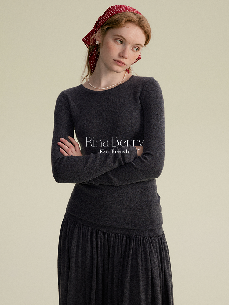 Soft Slim Fit Knit Top & Fluid Matching Maxi Skirt