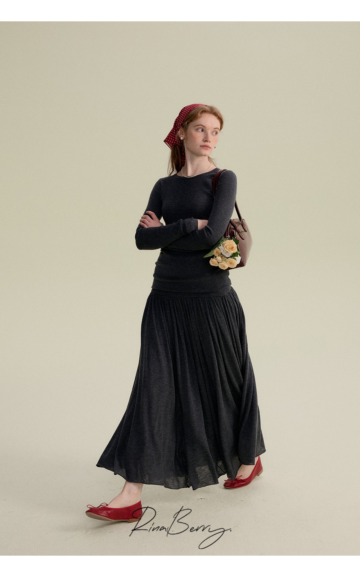 Soft Slim Fit Knit Top & Fluid Matching Maxi Skirt