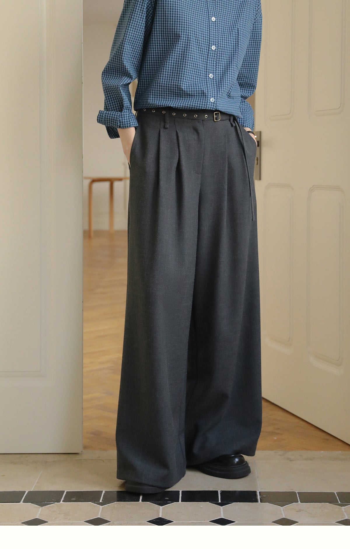 Chic Belted Wide-Leg Trousers With Pleats