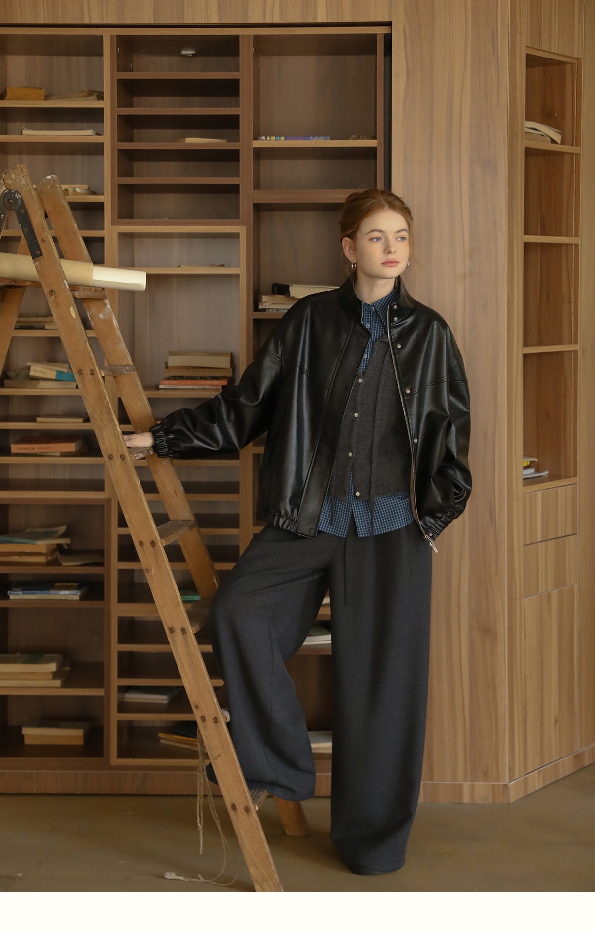 Chic Belted Wide-Leg Trousers With Pleats