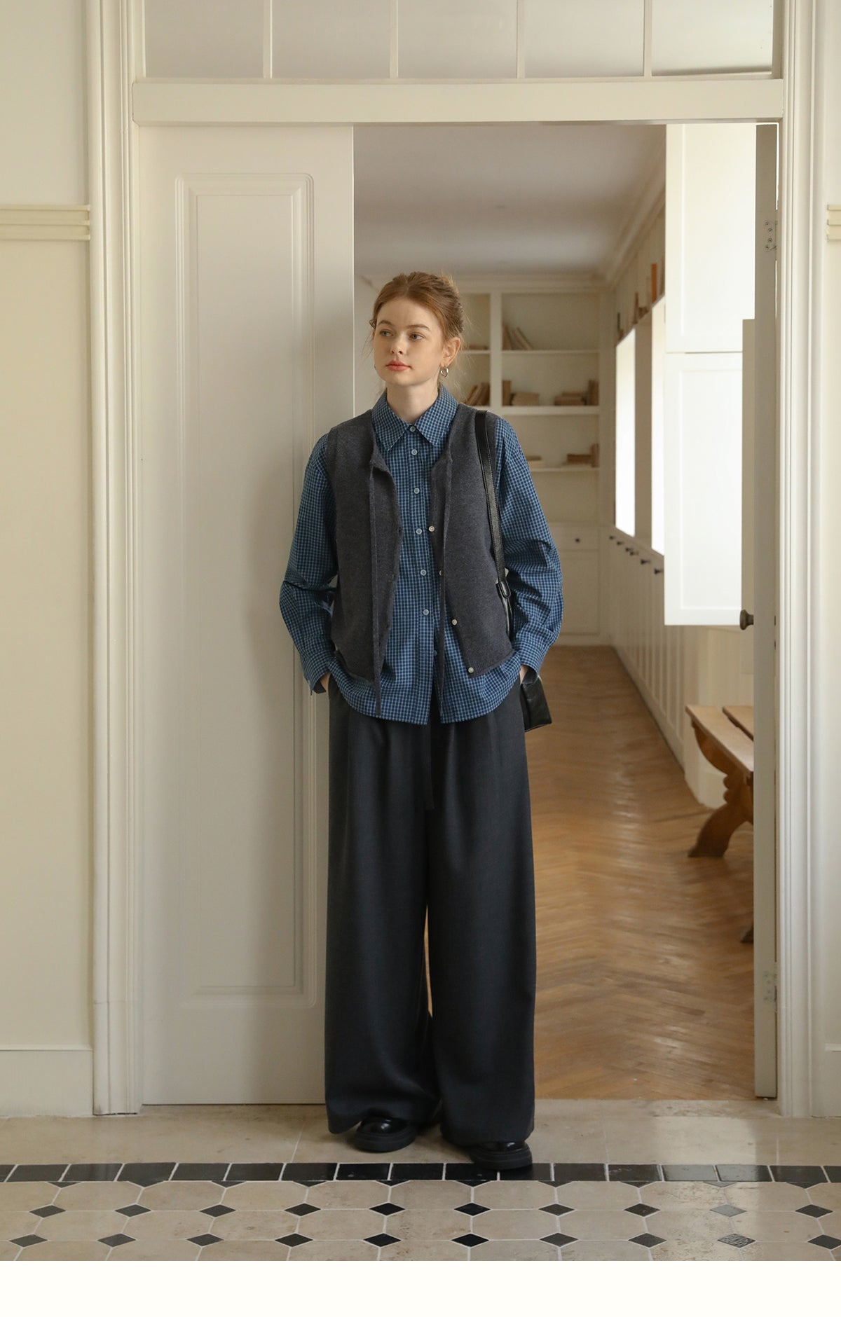 Chic Belted Wide-Leg Trousers With Pleats