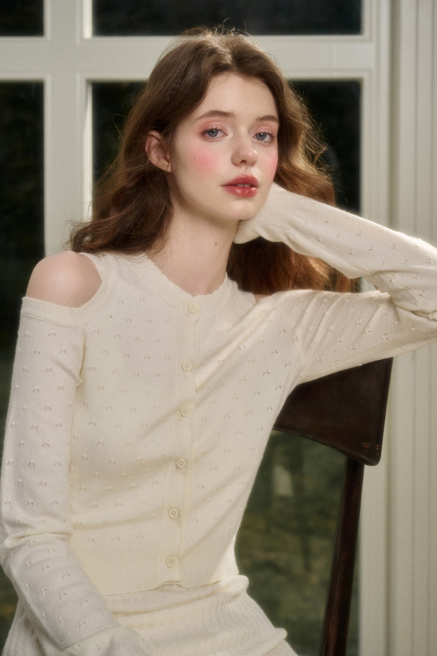 Open-Shoulder Knit Cardigan / Cable Knit Sleeveless Dress