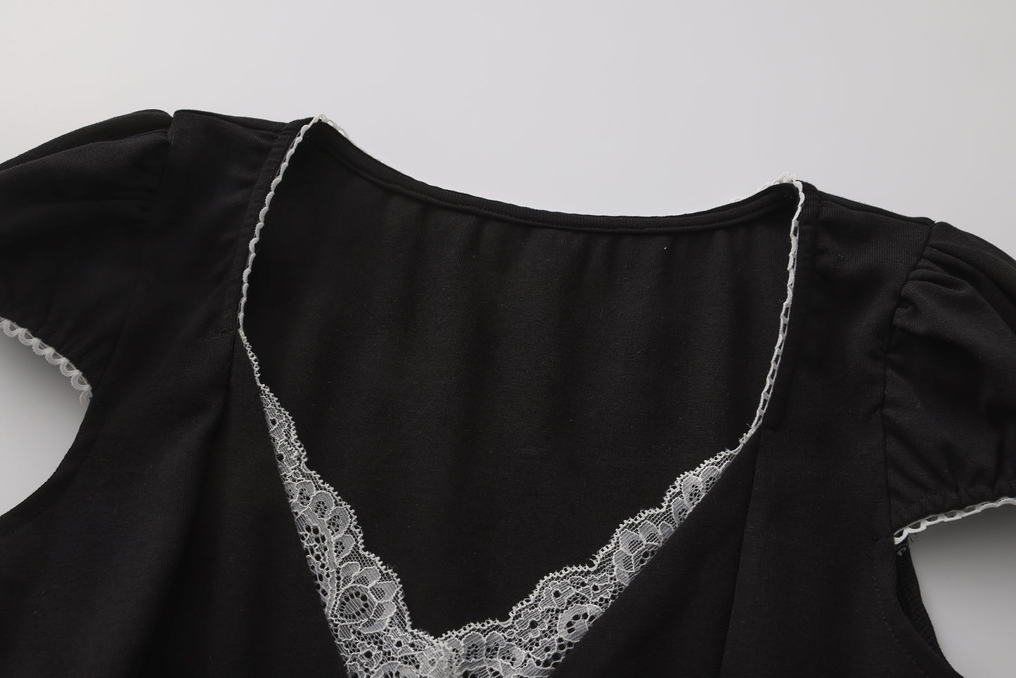 Lace V-Neck Puff-Sleeve Maxi Dress With Side Slit