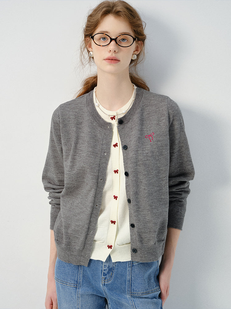 Layered-Look Bow Cardigan & Center Seam Jeans