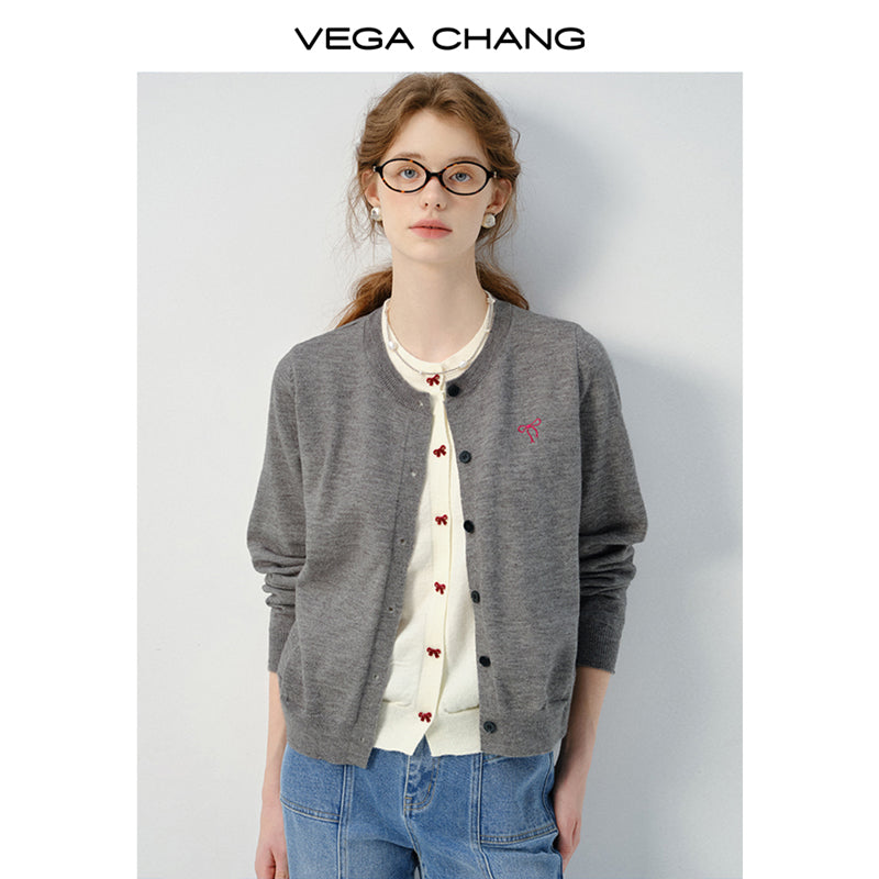 Layered-Look Bow Cardigan & Center Seam Jeans