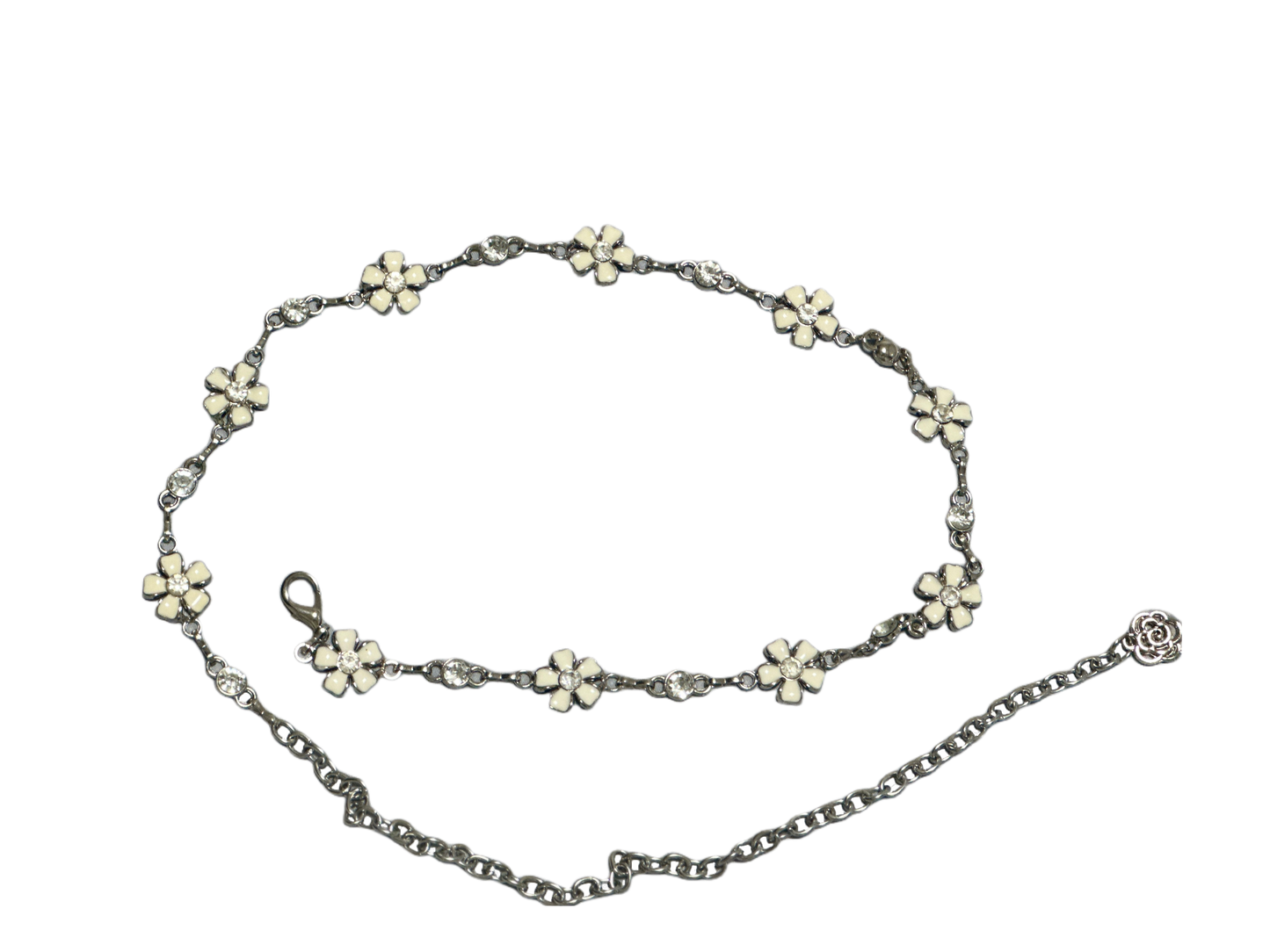 Slim Fit Shorts & Floral Chain Belt