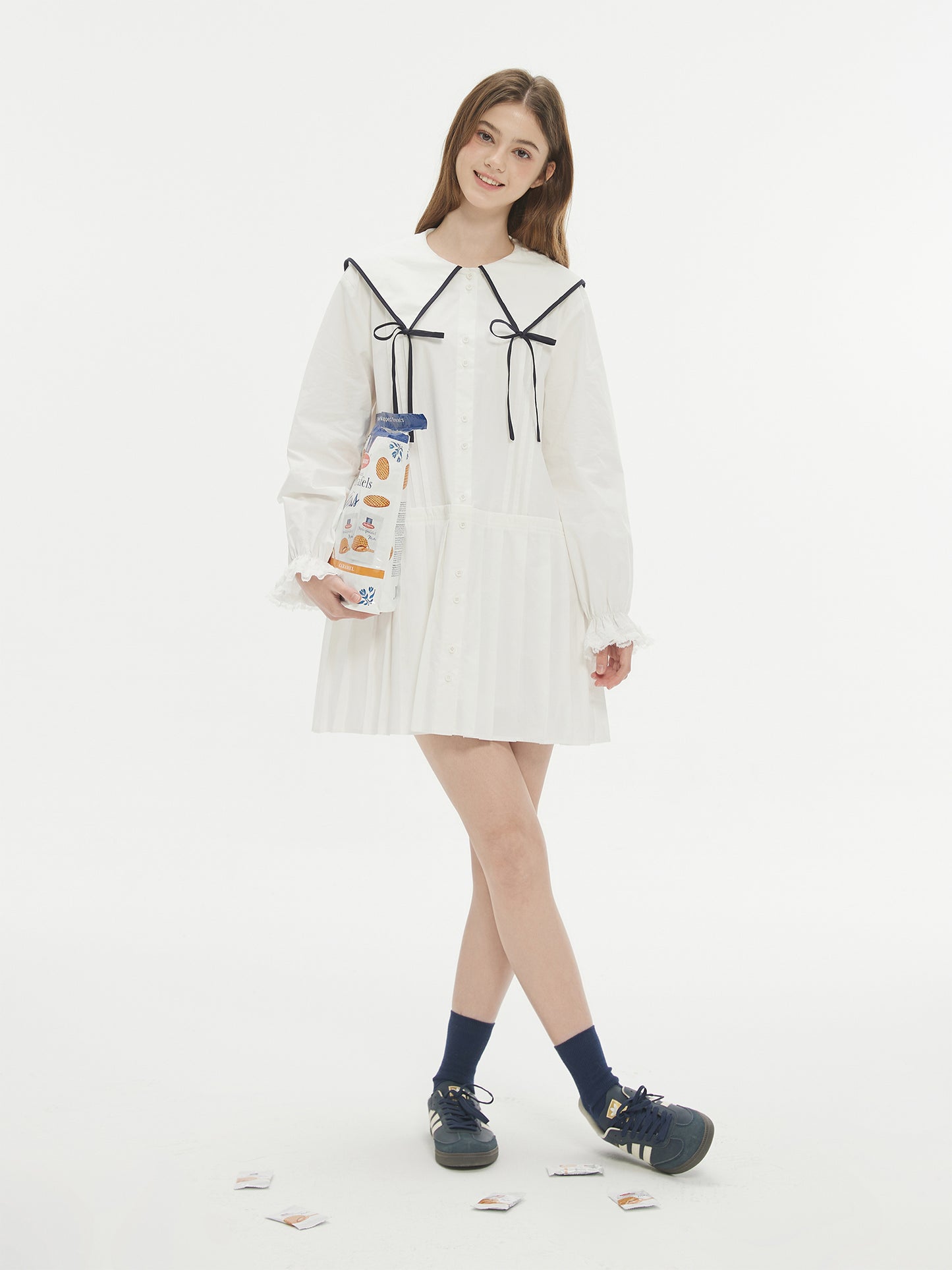 Contrast Trim Large Ribbon Collar Pleated Dress