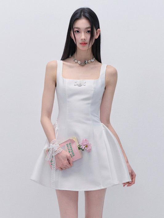 Wedding-Inspired Sleeveless Glossy Satin Dress