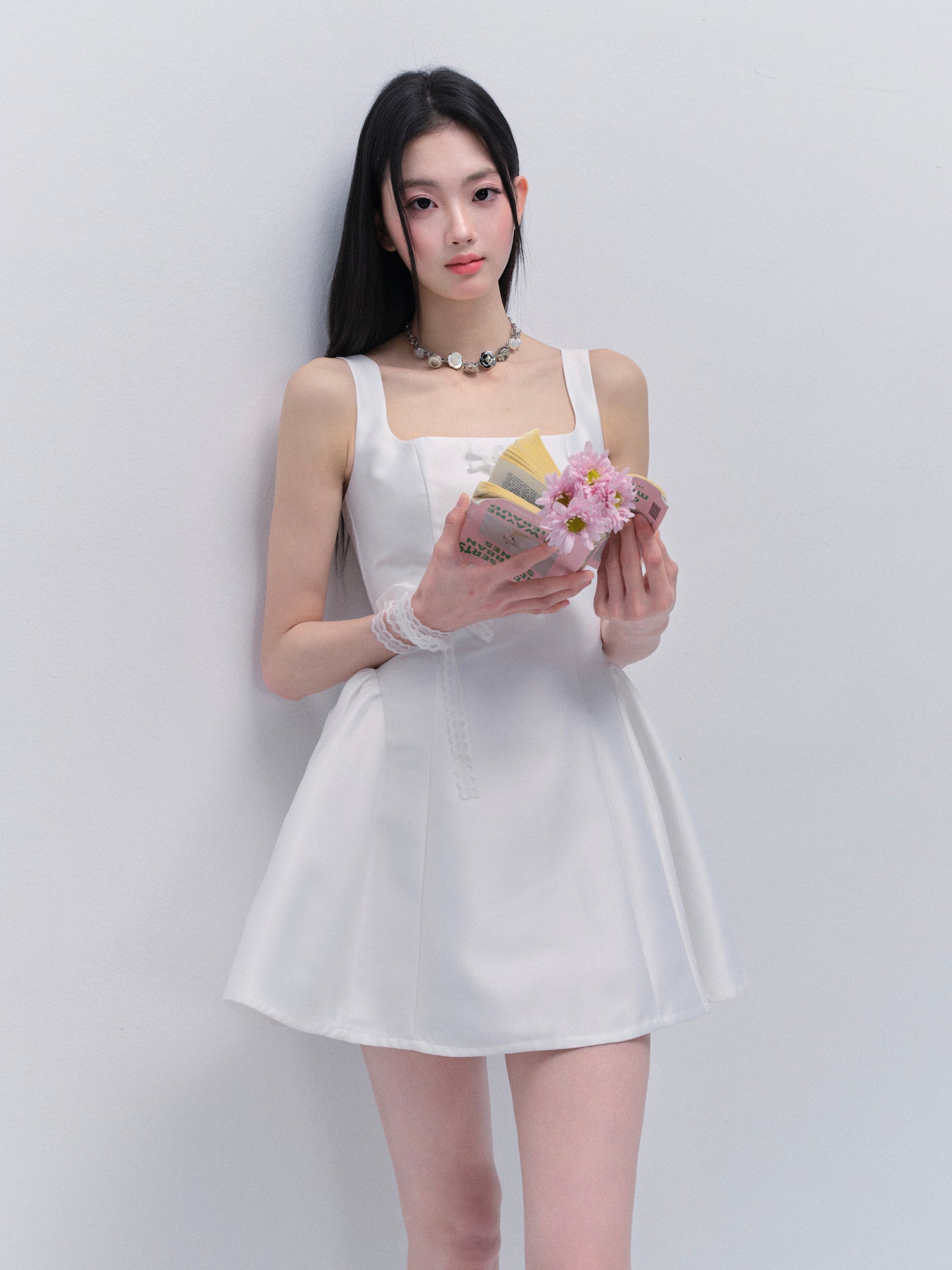 Wedding-Inspired Sleeveless Glossy Satin Dress
