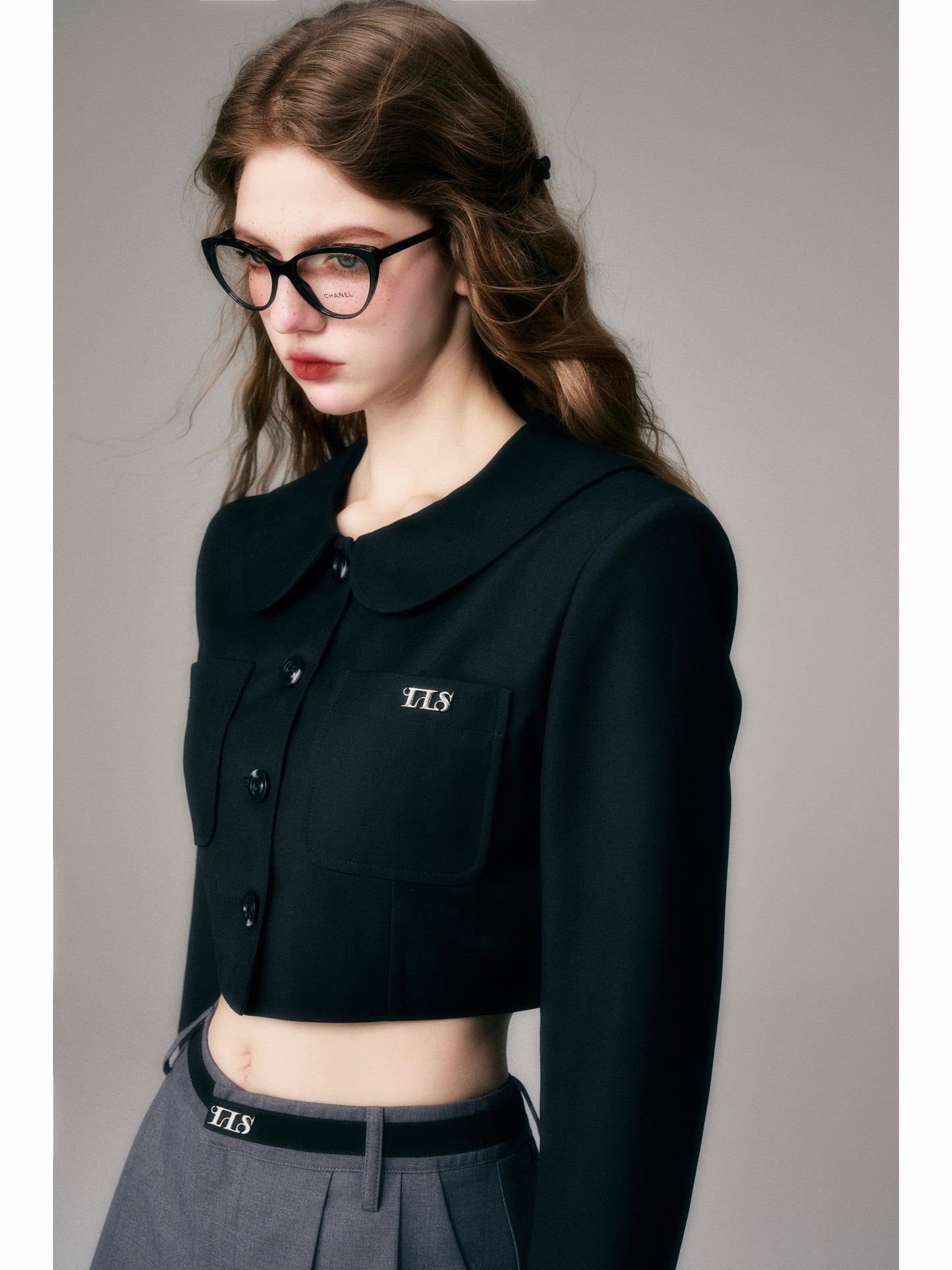 Peter Pan Collar Structured Cropped Jacket