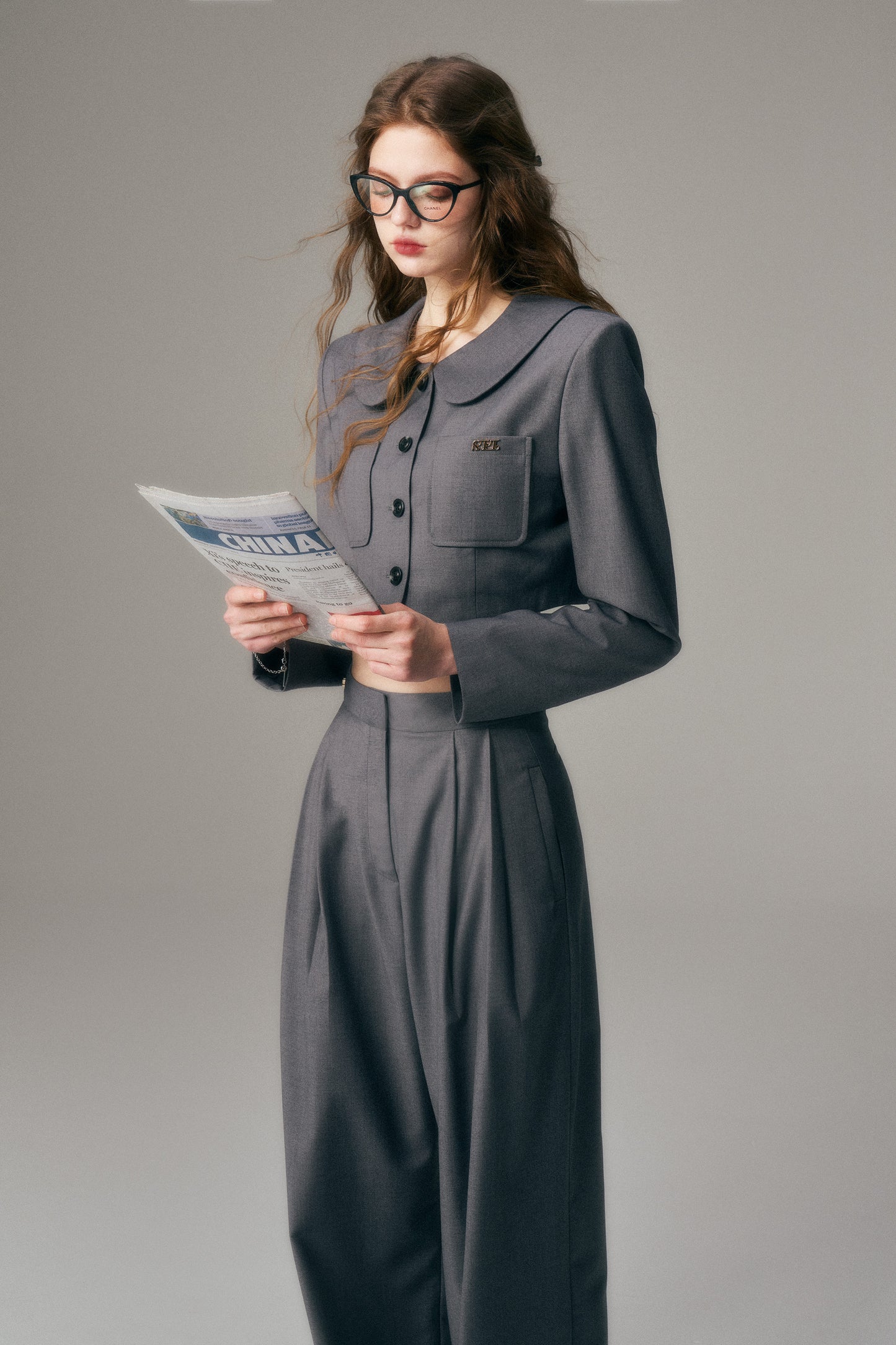 Peter Pan Collar Structured Cropped Jacket